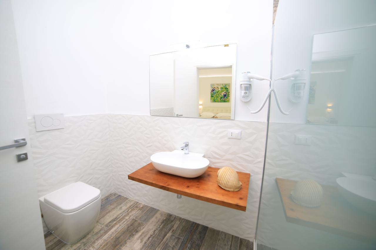 White Aurora Rooms Порто Чезарео Екстериор снимка