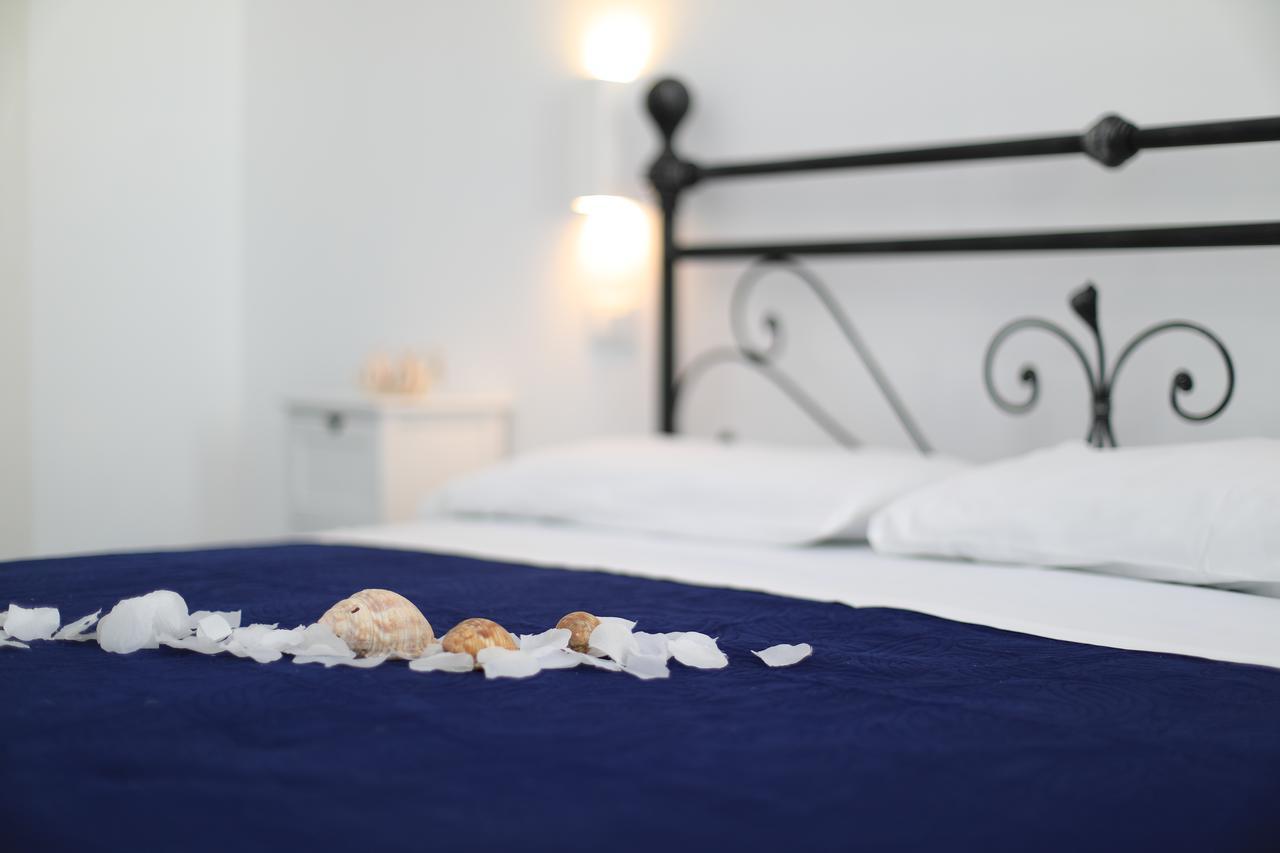 White Aurora Rooms Порто Чезарео Екстериор снимка